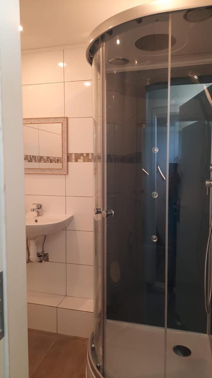 Ferienwohnung Mittelpunkt Schortens Exteriör bild