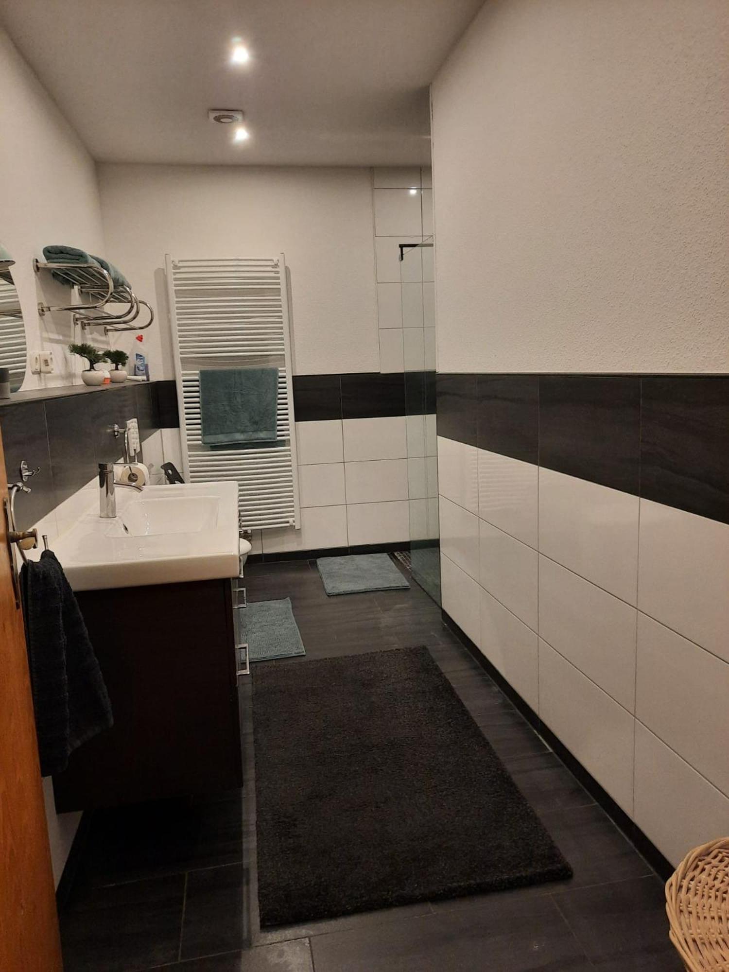 Ferienwohnung Mittelpunkt Schortens Exteriör bild