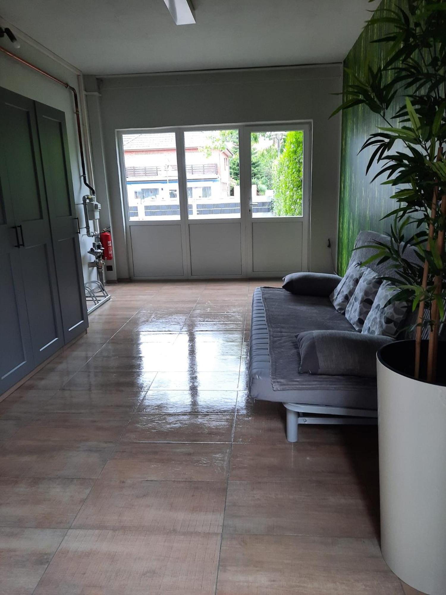 Ferienwohnung Mittelpunkt Schortens Exteriör bild